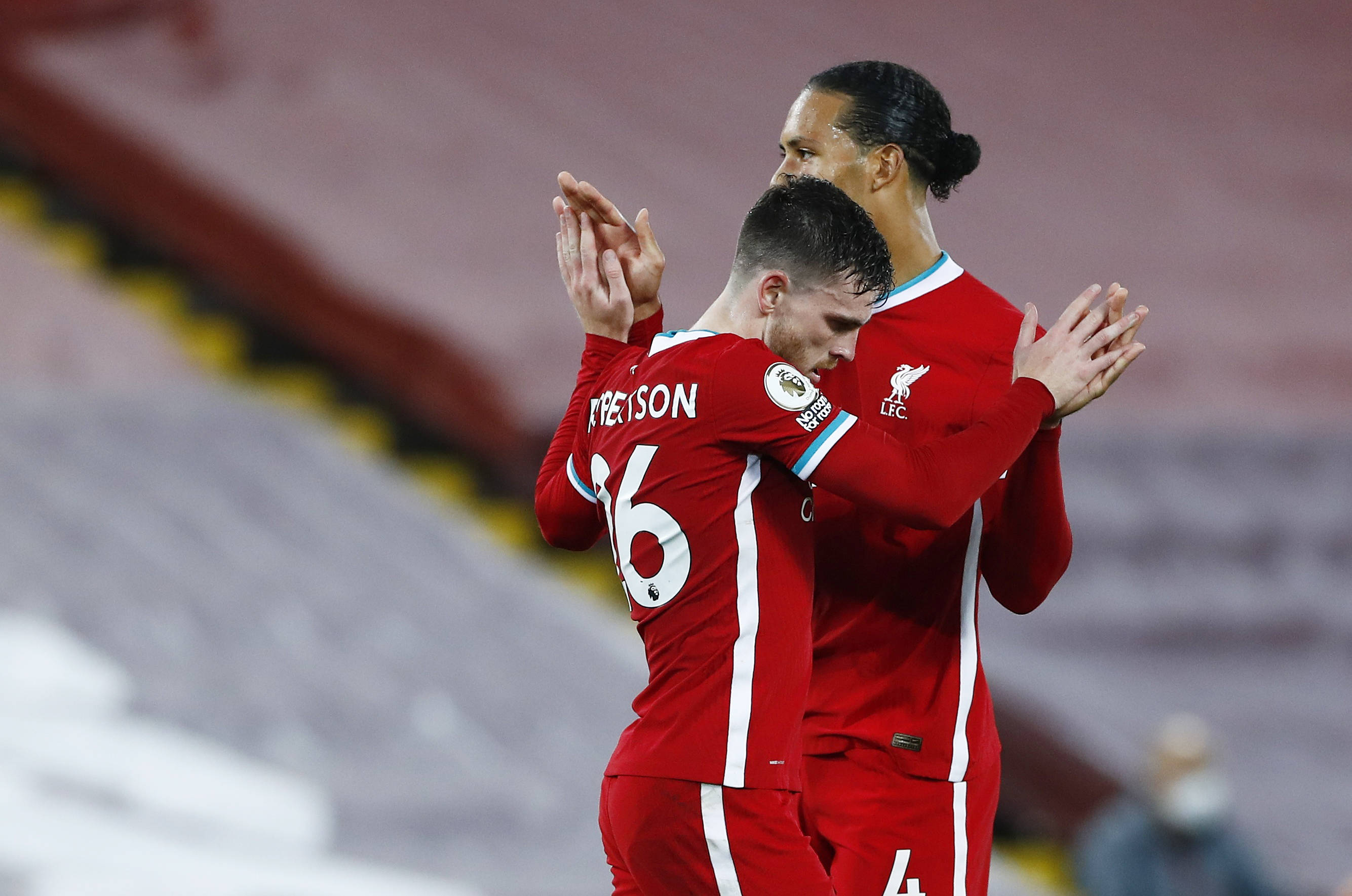 的后防球员 的后防球员